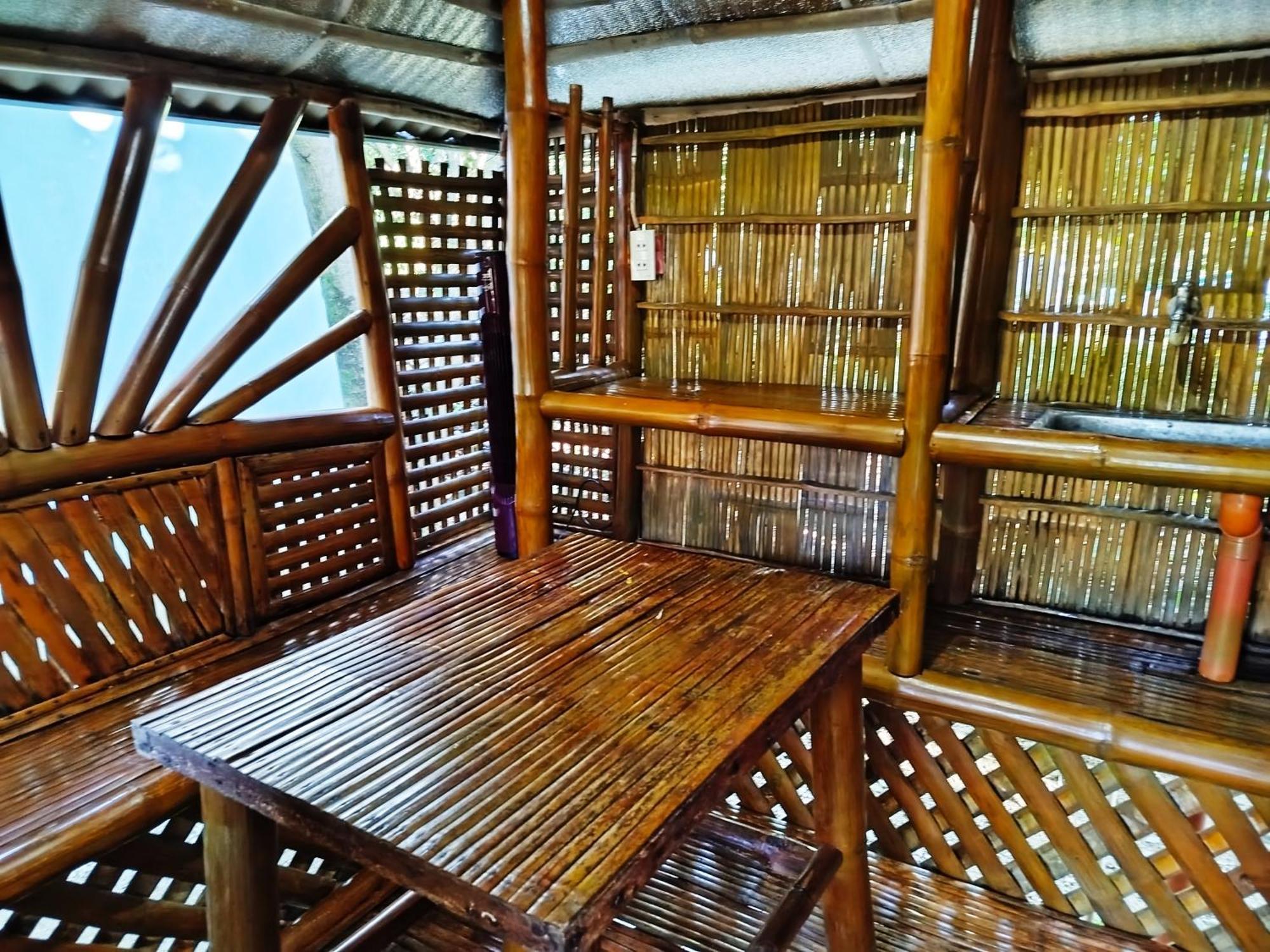 Rea'S Bamboo Resort Gabaldon Værelse billede