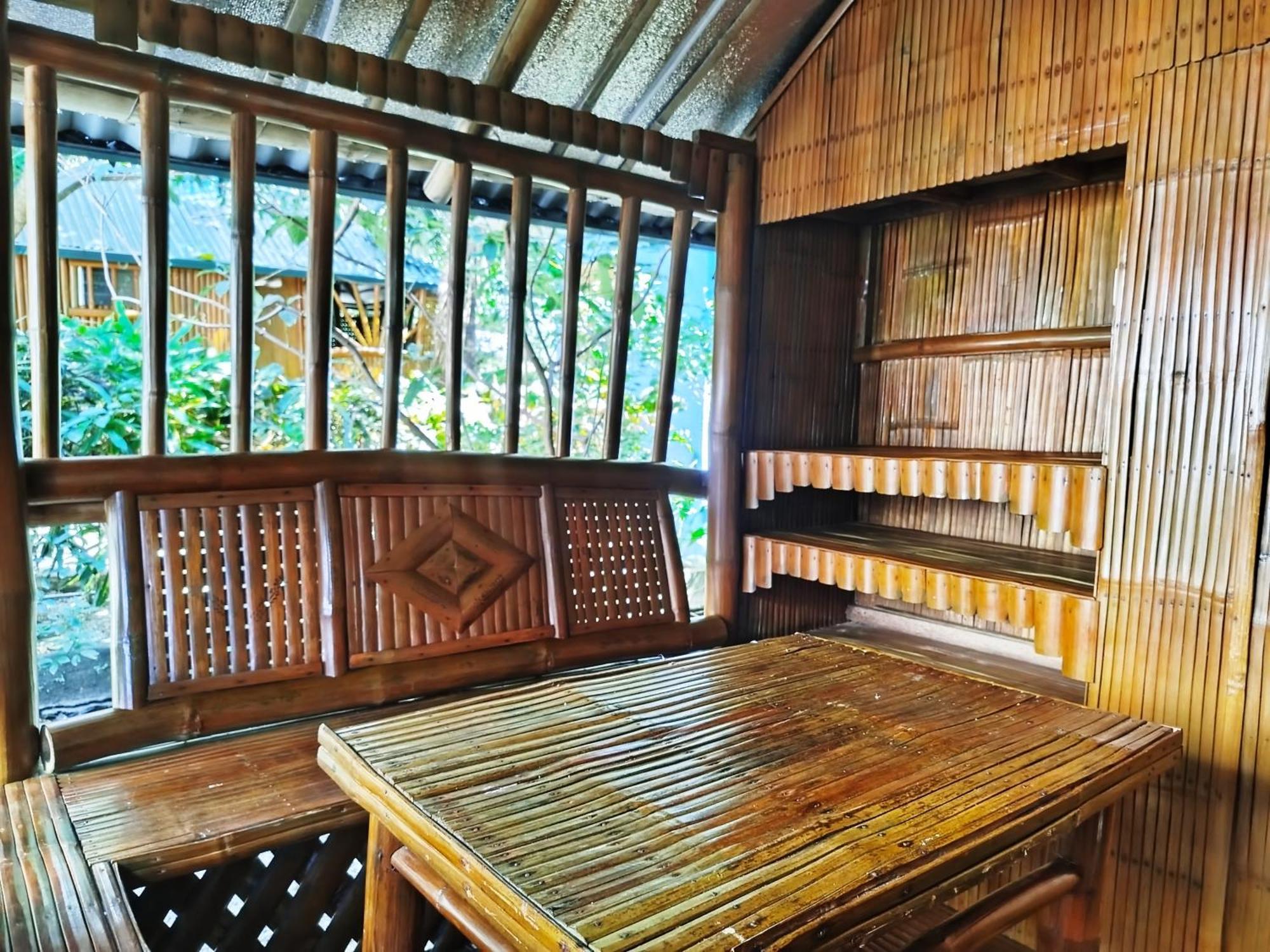 Rea'S Bamboo Resort Gabaldon Værelse billede