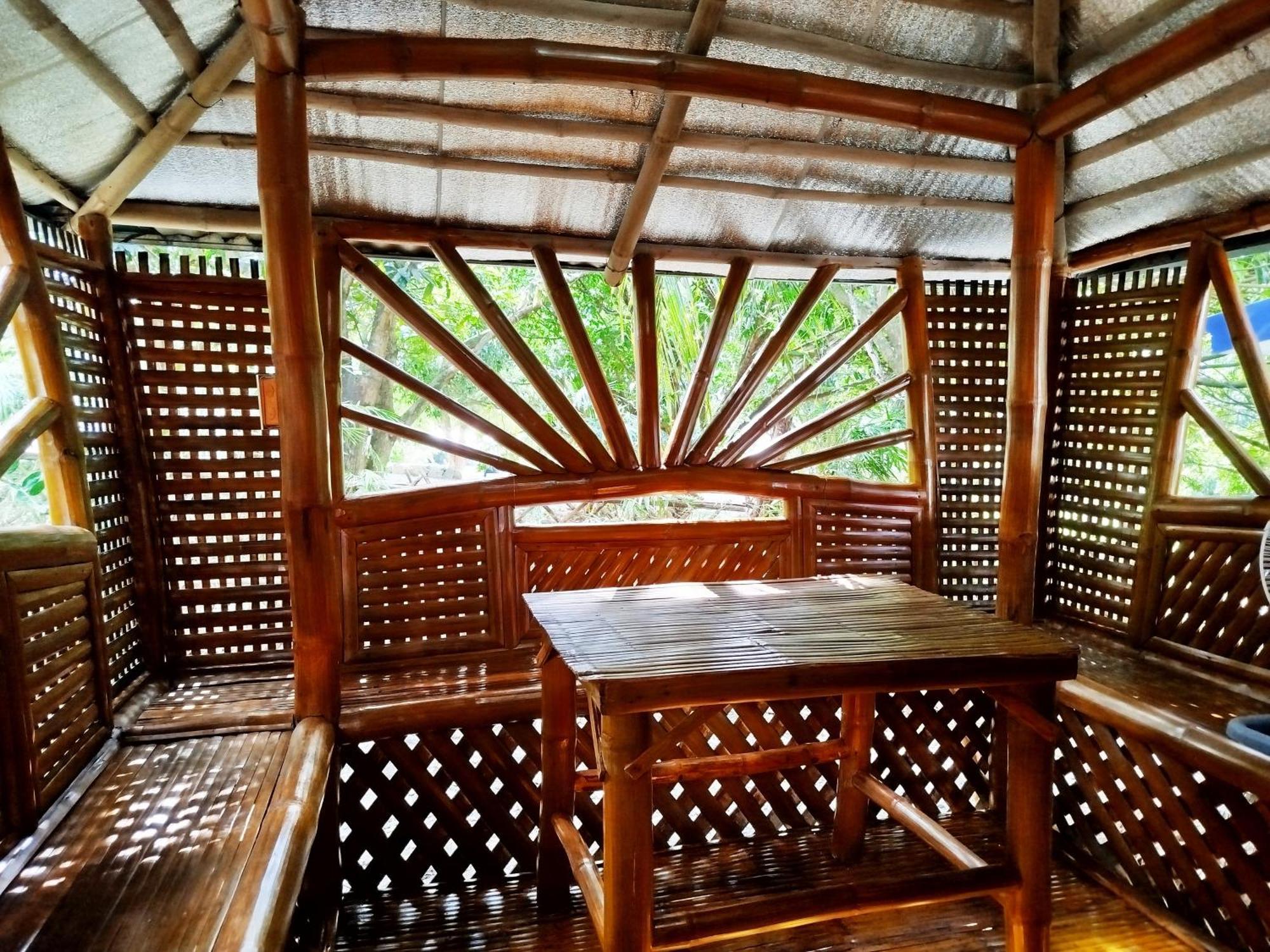 Rea'S Bamboo Resort Gabaldon Værelse billede