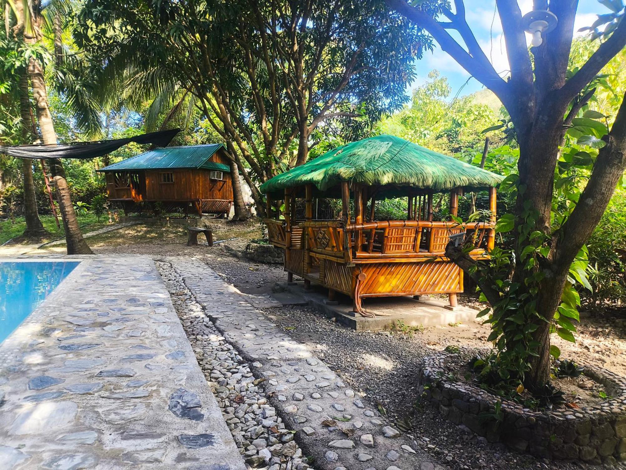 Rea'S Bamboo Resort Gabaldon Eksteriør billede